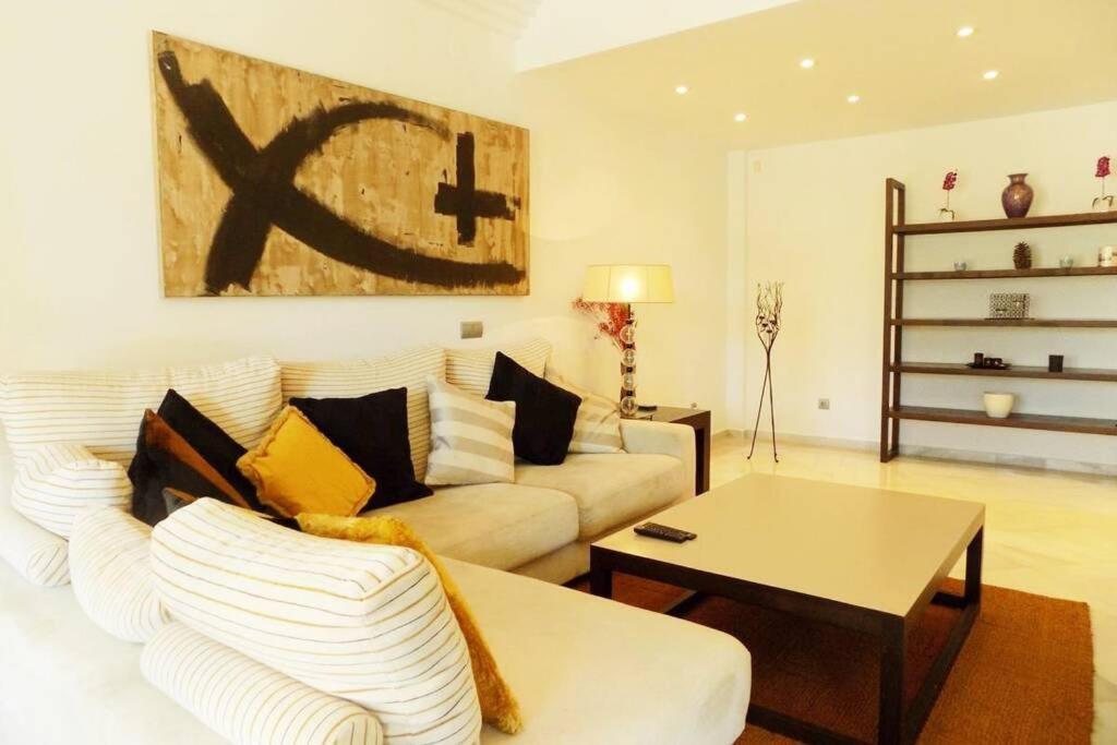 Fuente Aloha Apartment Marbella Luaran gambar