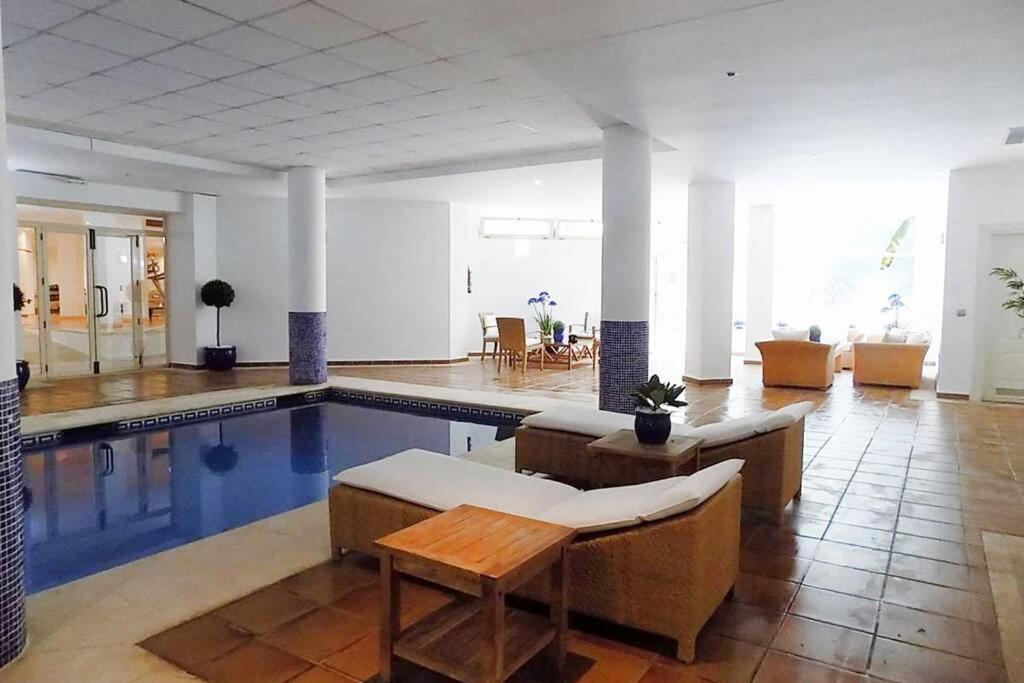 Fuente Aloha Apartment Marbella Luaran gambar