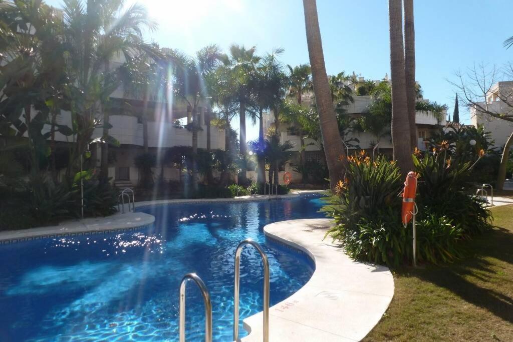 Fuente Aloha Apartment Marbella Luaran gambar